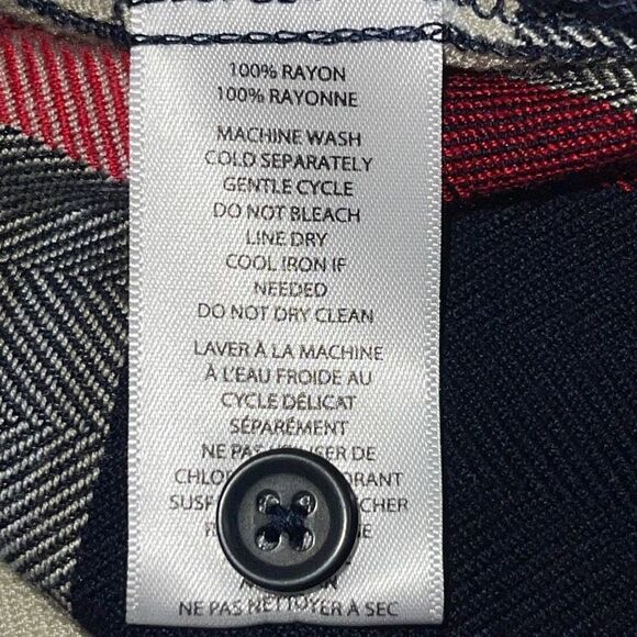 BeachLunchLounge  Women’s Plaid Rayon Shirt NWT Red Blue White Button Up Long Sl - Picture 6 of 8